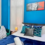 London Charm One-Bed Apartment